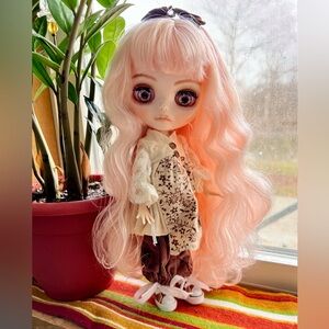 OOAK 30cm, 12”, ICY DBS BLYTHE DOLL With Accessories.